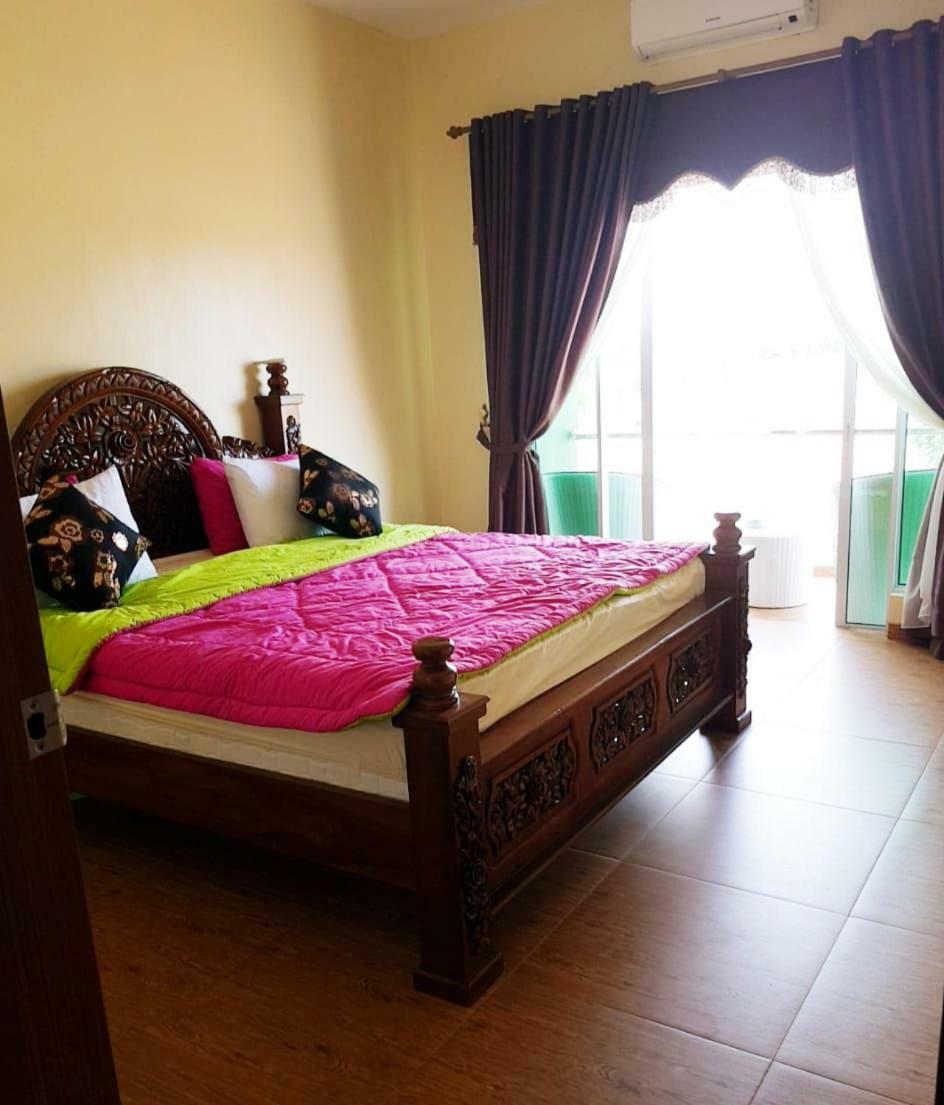 Jakson Homestay Batam Экстерьер фото